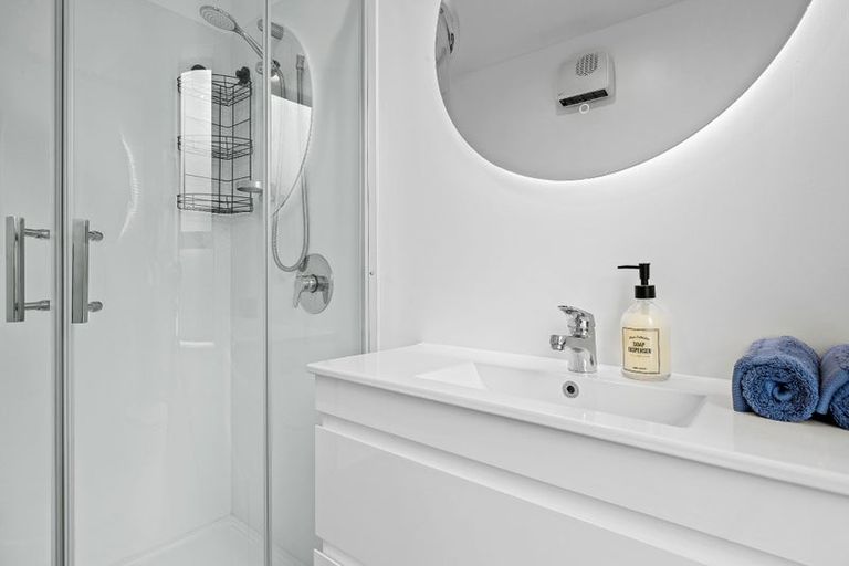 Photo of property in 106 Mackworth Street, Woolston, Christchurch, 8062