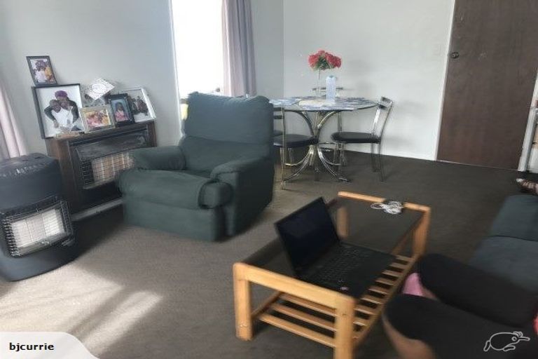 Photo of property in 718d Pioneer Highway, Takaro, Palmerston North, 4412