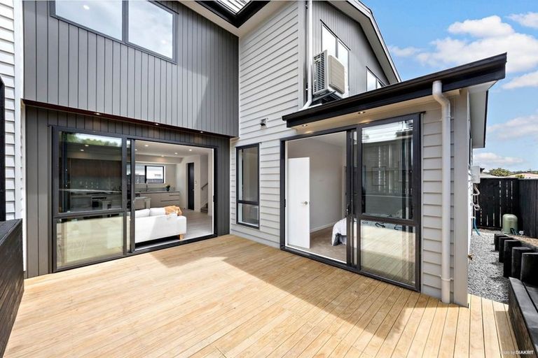 Photo of property in 37c Kingdale Road, Henderson, Auckland, 0610