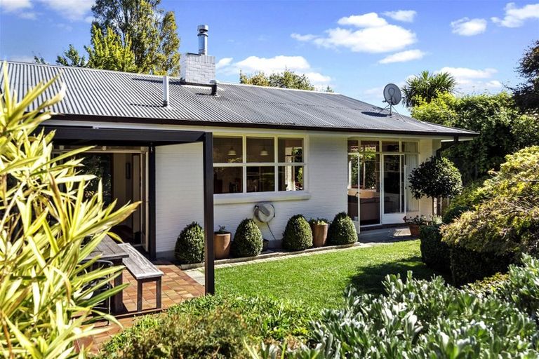 Photo of property in 6 Woodstock Road, Fairfield, Hamilton, 3214