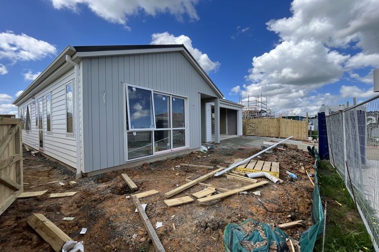 Photo of property in 20 Babina Avenue, Kumeu, 0810