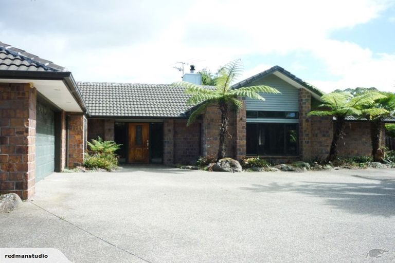 Photo of property in 355 Henderson Valley Road, Henderson Valley, Auckland, 0612