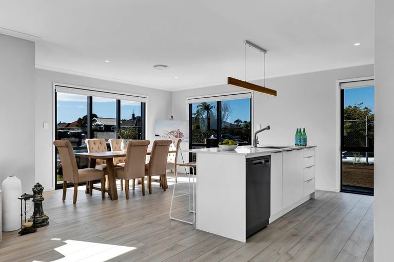 Photo of property in 1 Vogue Circle, Vogeltown, New Plymouth, 4310