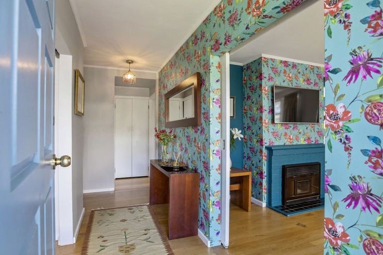 Photo of property in 1/3 Rosyth Avenue, Bayswater, Auckland, 0622