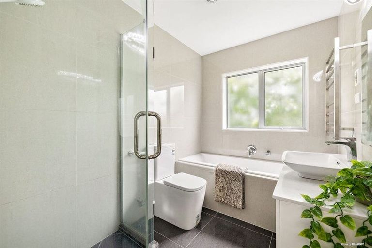 Photo of property in 24 Kellett Road, Ranui, Auckland, 0612