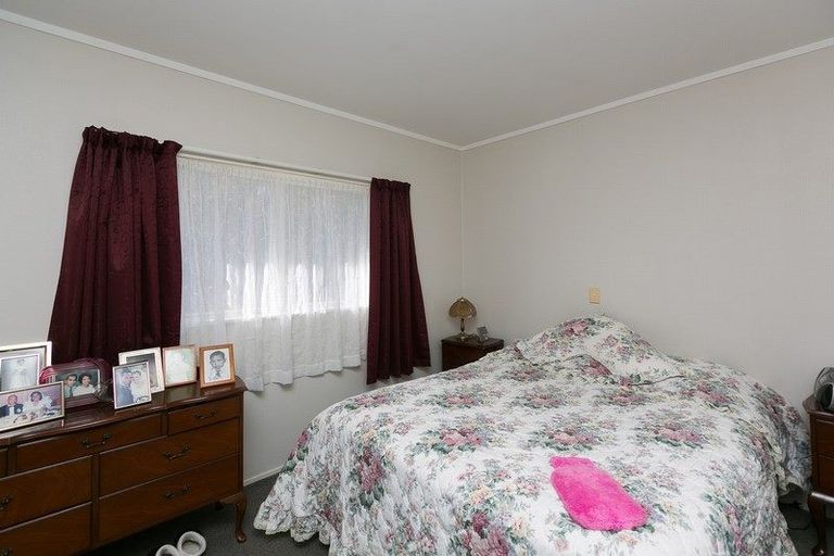 Photo of property in 29 Karaka Street, Merrilands, New Plymouth, 4312
