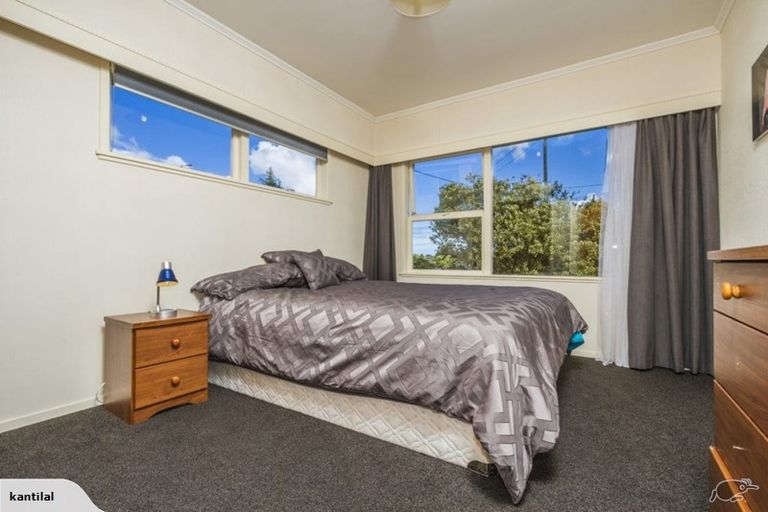 Photo of property in 225 Forrest Hill Road, Forrest Hill, Auckland, 0620