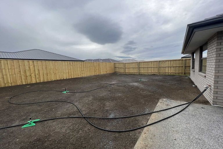 Photo of property in 18 Eileen Way, Rolleston, 7615