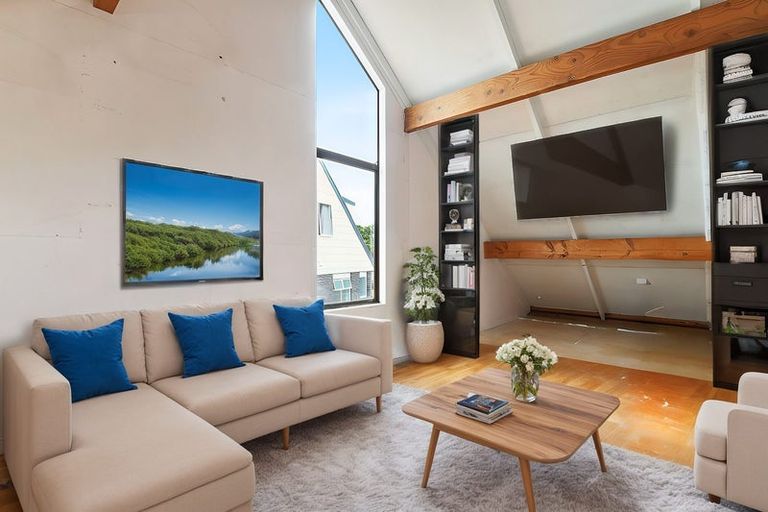 Photo of property in 10 Te Ana Place, Lynmore, Rotorua, 3010