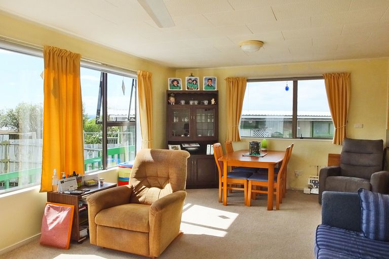 Photo of property in 38 Tamatea Drive, Snells Beach, 0920