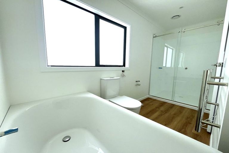 Photo of property in 5b Mahoe Street, Tawa, Wellington, 5028