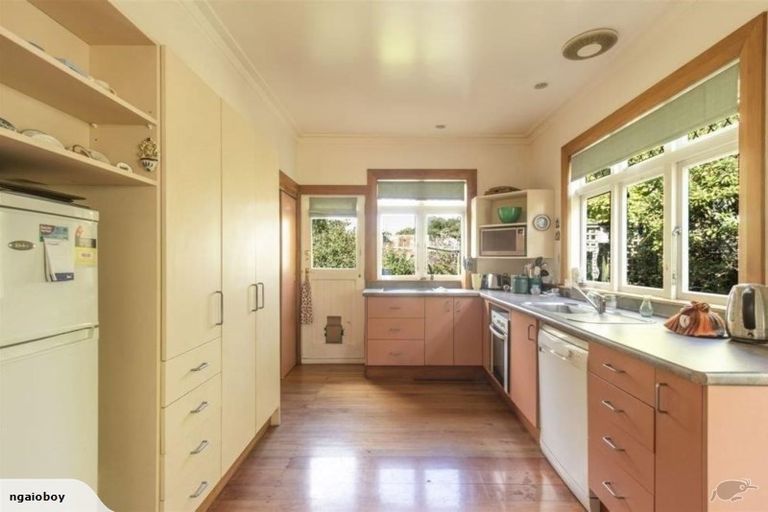 Photo of property in 31 Woodland Road, Johnsonville, Wellington, 6037