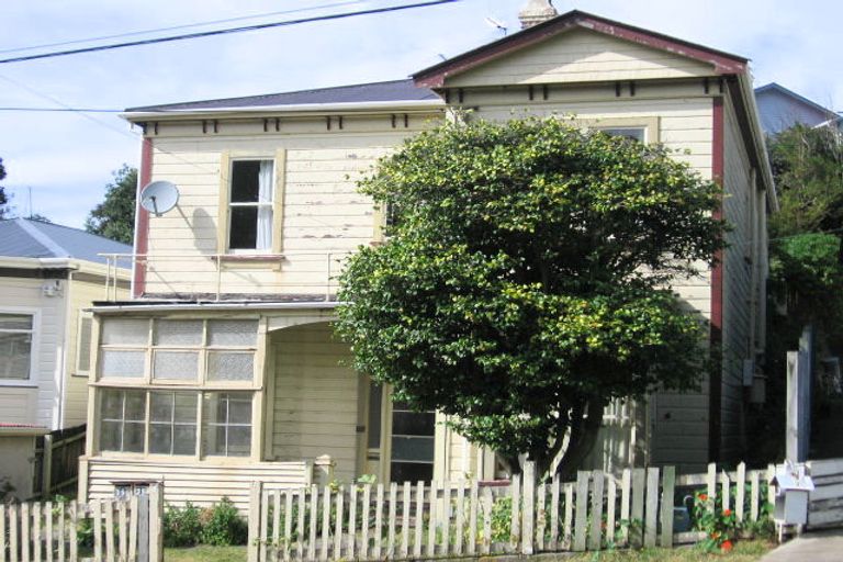 Photo of property in 35 Ribble Street, Island Bay, Wellington, 6023