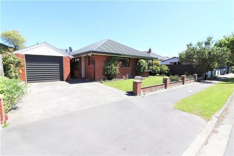 Photo of property in 5 Mottram Street, Redwood, Christchurch, 8051