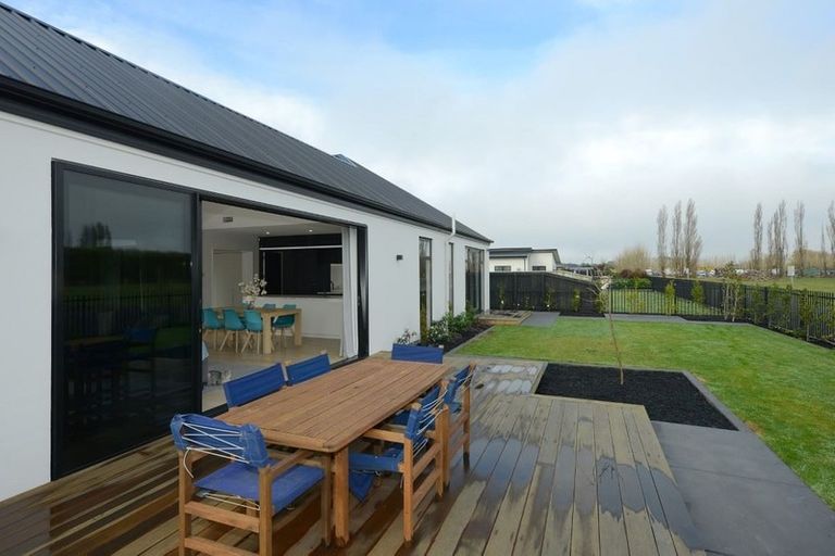 Photo of property in 137 Metehau Street, Marshland, Christchurch, 8083