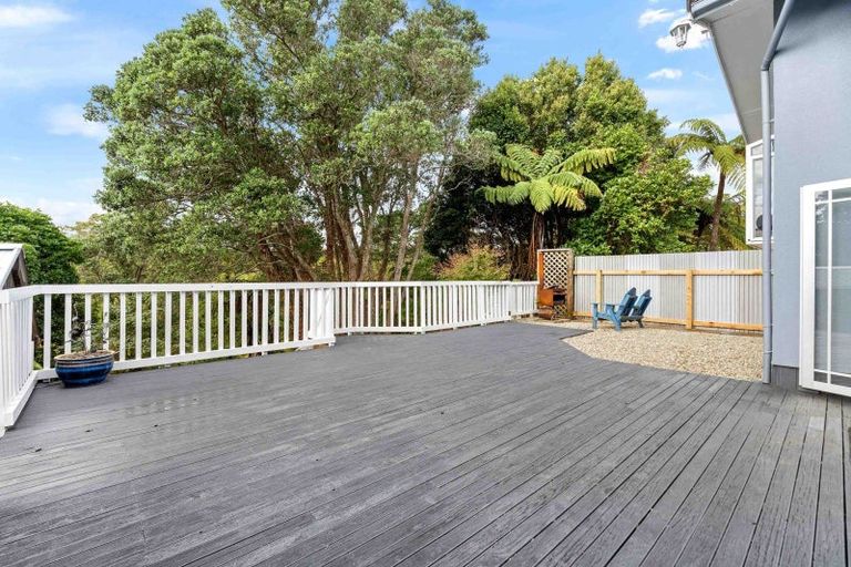 Photo of property in 15 Carlton Terrace, Westown, New Plymouth, 4310