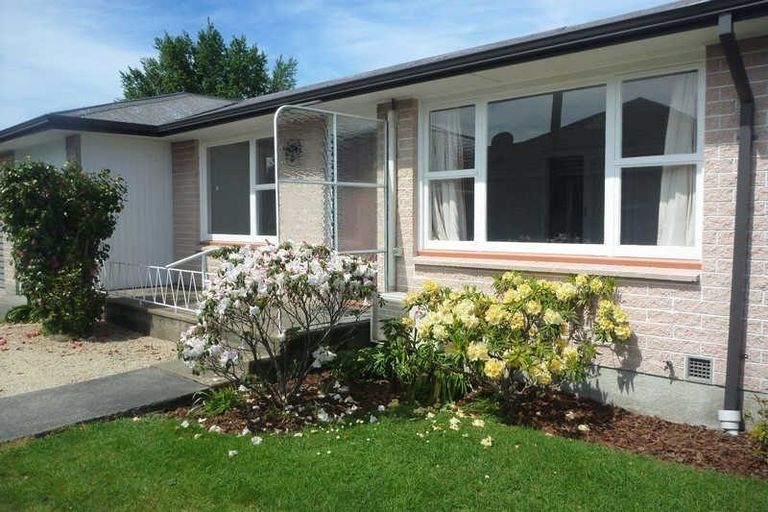 Photo of property in 1/70 Proctor Street, Papanui, Christchurch, 8053