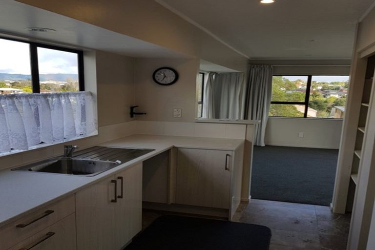 Photo of property in 133a Vodanovich Road, Te Atatu South, Auckland, 0610