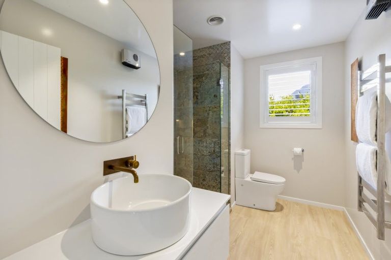 Photo of property in 8 Soudley Court, Jacks Point, Queenstown, 9371