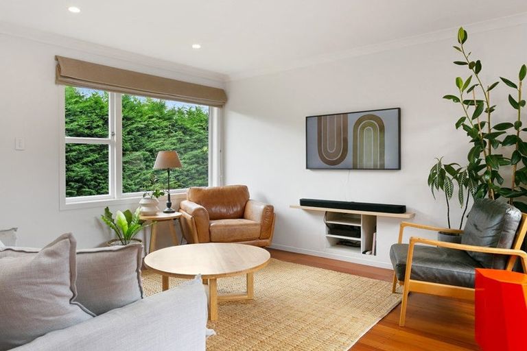 Photo of property in 50 Te Hatepe Avenue, Taupo, 3330