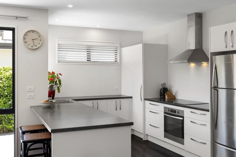 Photo of property in 82 Condell Avenue, Papanui, Christchurch, 8053