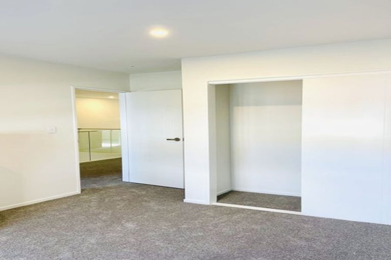 Photo of property in 27 Coast Garden Drive, Hobsonville, Auckland, 0616