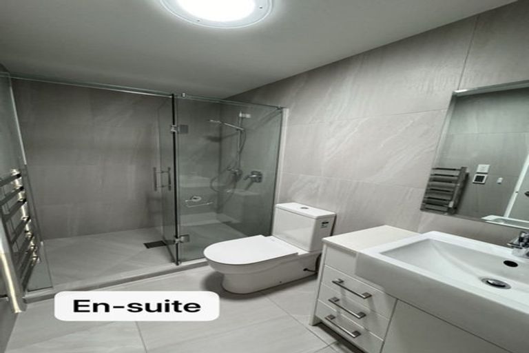 Photo of property in 30 Nephrite Lane, Henderson, Auckland, 0610