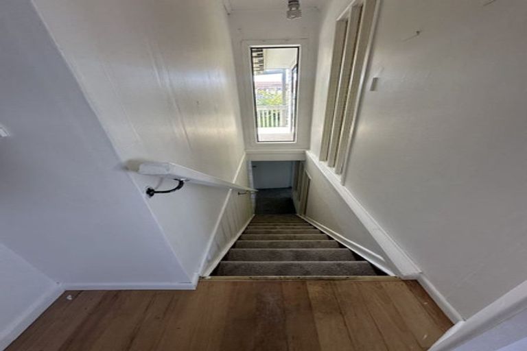 Photo of property in 5 Riverhills Avenue, Pakuranga Heights, Auckland, 2010