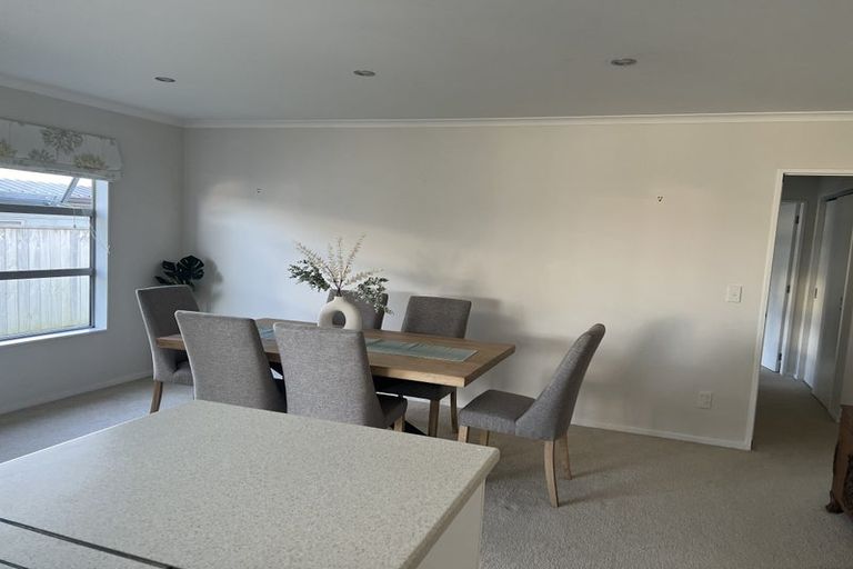 Photo of property in 1/88a Endeavour Drive, Whitby, Porirua, 5024
