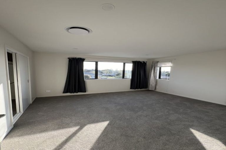 Photo of property in 2a Askew Place, Farm Cove, Auckland, 2012