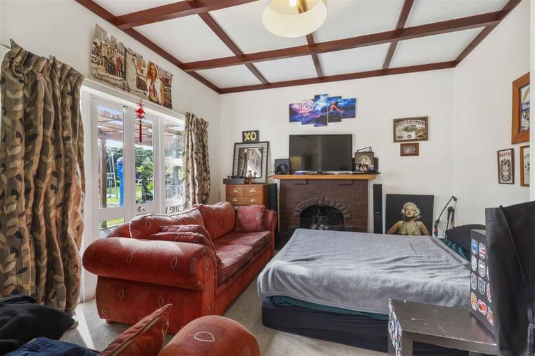 Photo of property in 117 Forest Lake Road, Forest Lake, Hamilton, 3200