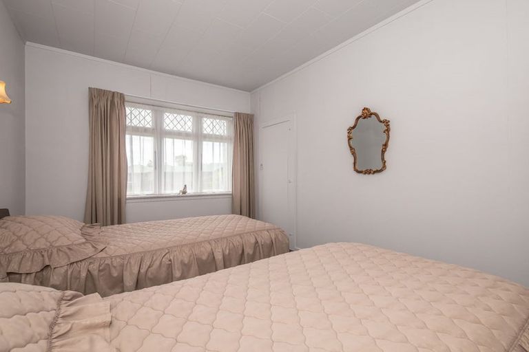 Photo of property in 97 Queen Street, Westport, 7825