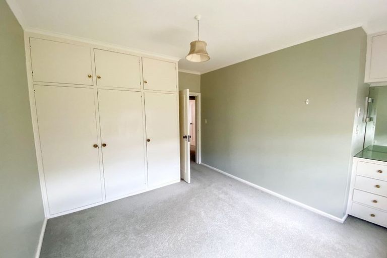 Photo of property in 147 Straven Road, Fendalton, Christchurch, 8014