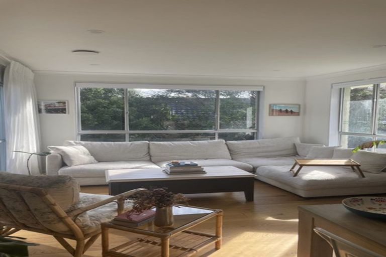 Photo of property in 9 Kaitawa Street, Waikanae Beach, Waikanae, 5036