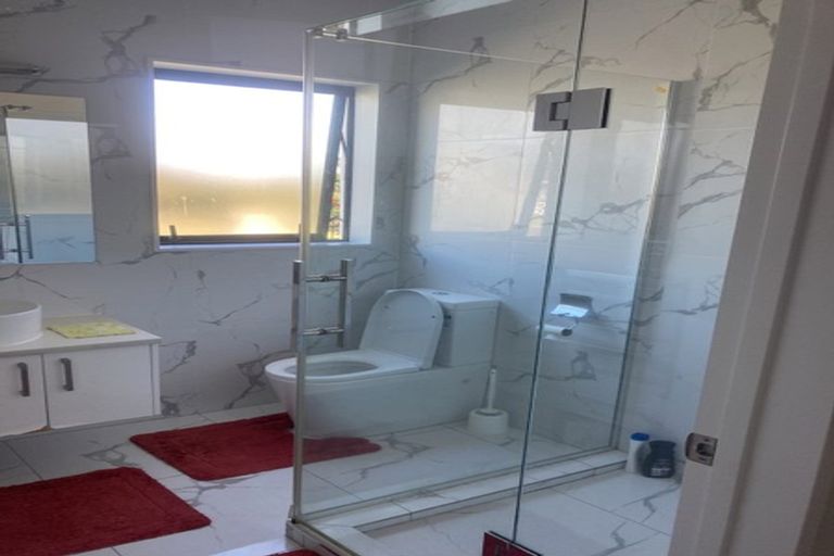 Photo of property in 74 Clemow Road, Fitzroy, New Plymouth, 4312