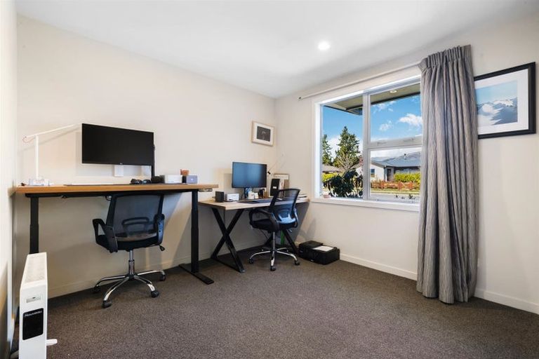 Photo of property in 18 Finch Street, Albert Town, Wanaka, 9305