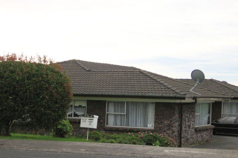 Photo of property in 1/138 Sandspit Road, Shelly Park, Auckland, 2014