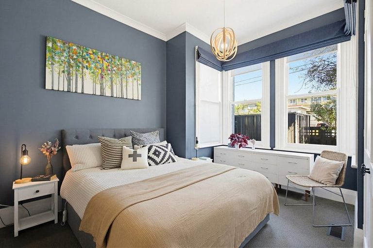 Photo of property in 39 Tanera Crescent, Brooklyn, Wellington, 6021