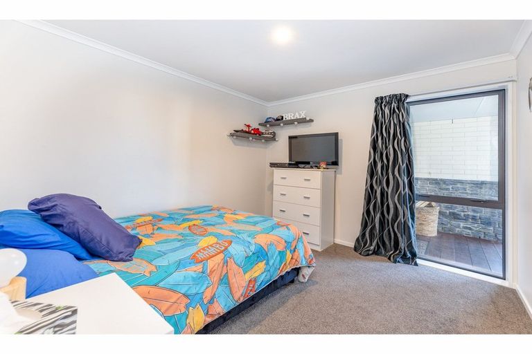 Photo of property in 15 Foxton Drive, Kaiapoi, 7630