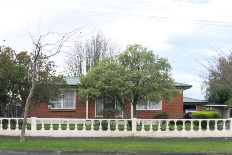Photo of property in 148 Sandwich Road, St Andrews, Hamilton, 3200