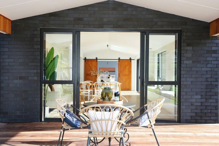 Photo of property in 6 Will Cooper Way, Tuakau, 2121