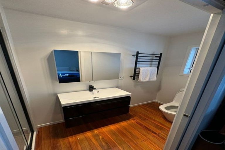 Photo of property in 285 Royal Road, Massey, Auckland, 0614