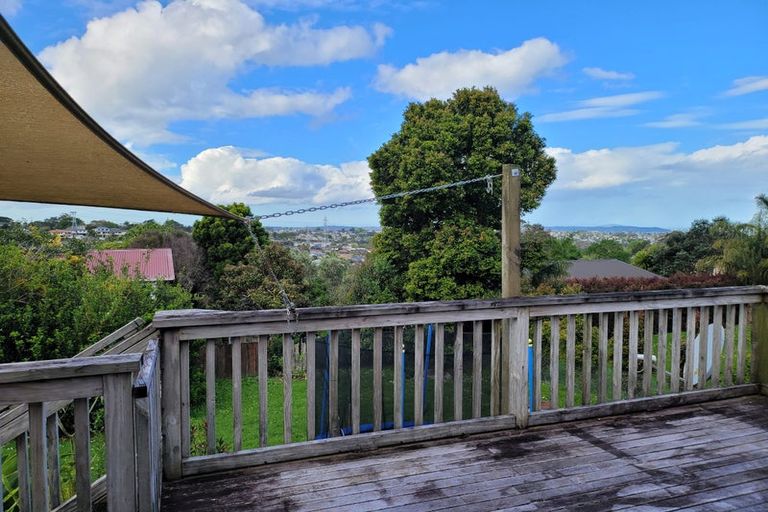 Photo of property in 295 Don Buck Road, Massey, Auckland, 0614