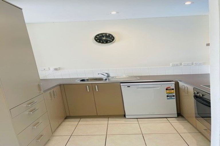 Photo of property in 5/17 Waihi Way, East Tamaki, Auckland, 2013