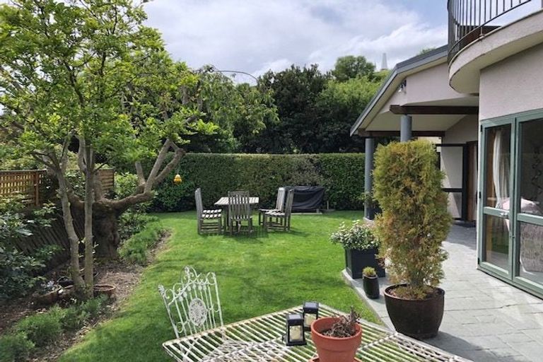 Photo of property in 35a Upton Street, Wanaka, 9305