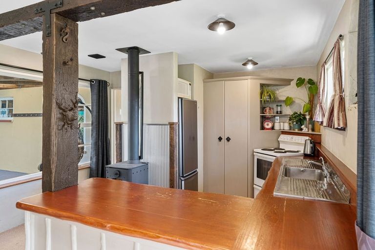 Photo of property in 69 Whitby Road, Wakefield, 7025