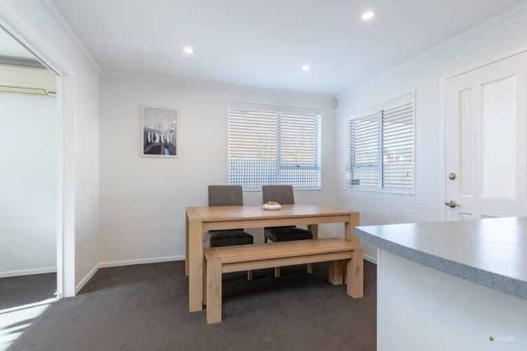 Photo of property in 18 Redwood Street, Elderslea, Upper Hutt, 5018