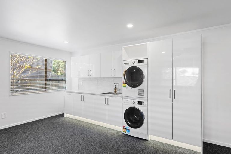 Photo of property in 116 Field Way, Waikanae Beach, Waikanae, 5036