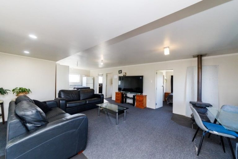 Photo of property in 141 Whitaunui Road, Opiki, Palmerston North, 4474