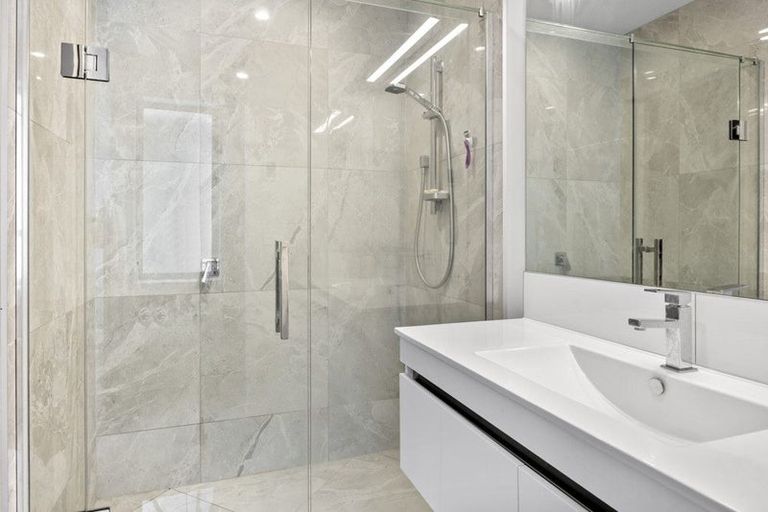 Photo of property in 30b Sycamore Grove, Lower Vogeltown, New Plymouth, 4310